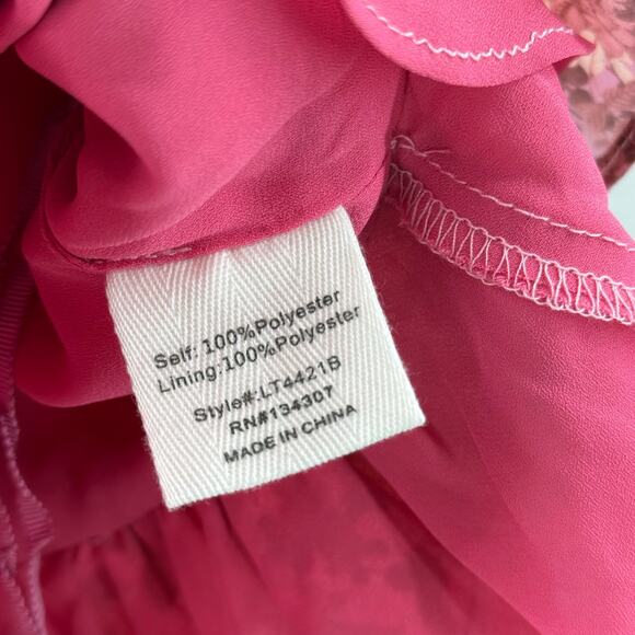 LINE AND DOT Bloom Blouse Size Extra Small NWT Pink Floral Halter Cropped Top - Picture 11 of 13